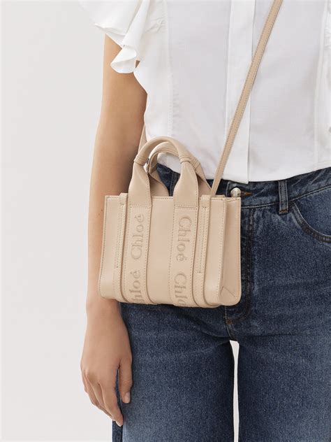 chloe mini woody tote.